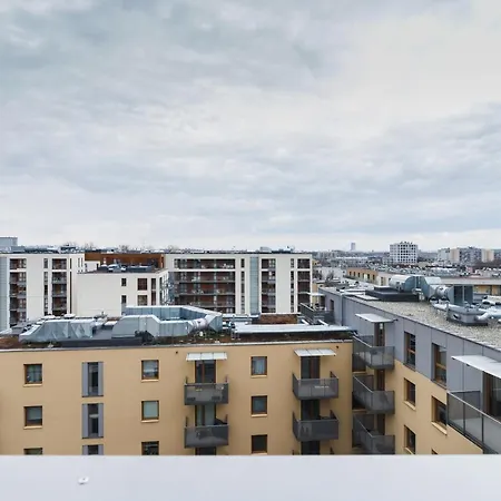 Wroclawska 69 Cracow By Renters Apartment *