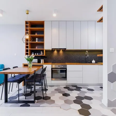 Wroclawska 69 Cracow By Renters Apartment Krakow